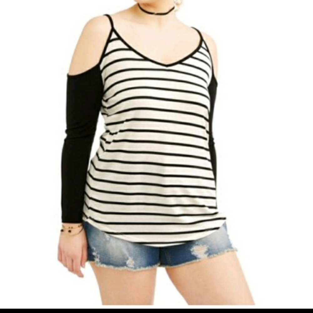 Cold Shoulder Tee